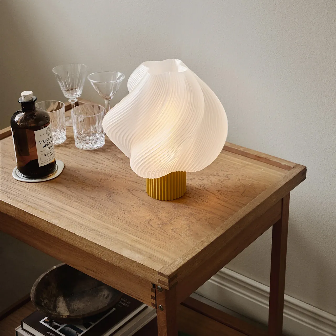 Soft Serve Table Lamp Regular